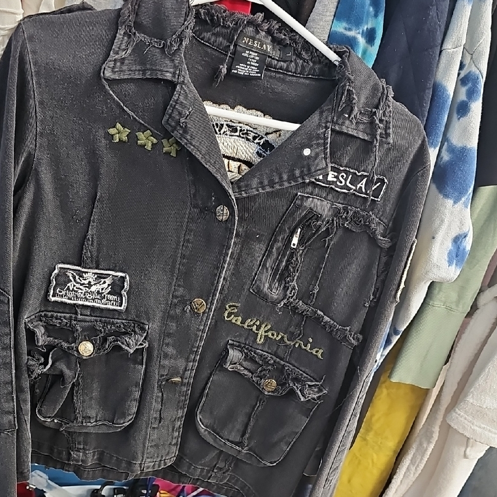 NESLAY Black Distressed Jean Jacket for Women